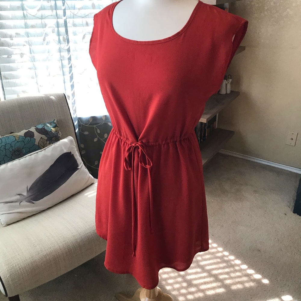 3/$20! 🥳MIXXED26 • Burnt orange dress
